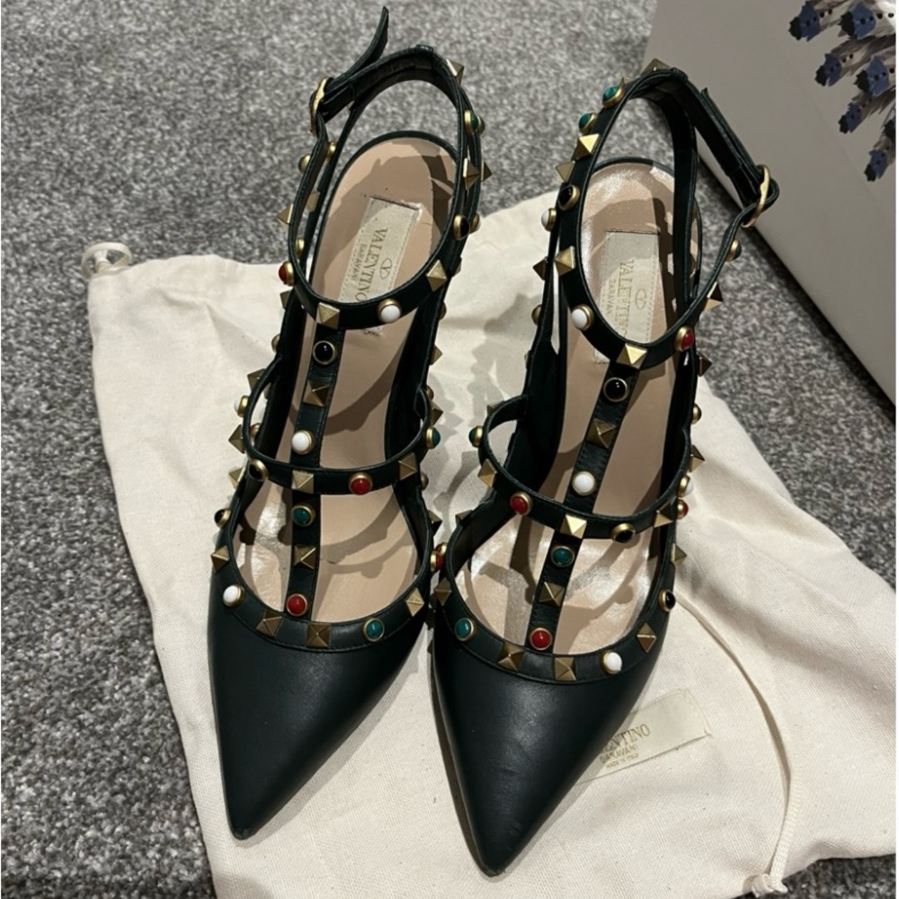 VALENTINO ROCKSTUD HEELS - Picture 7 of 8